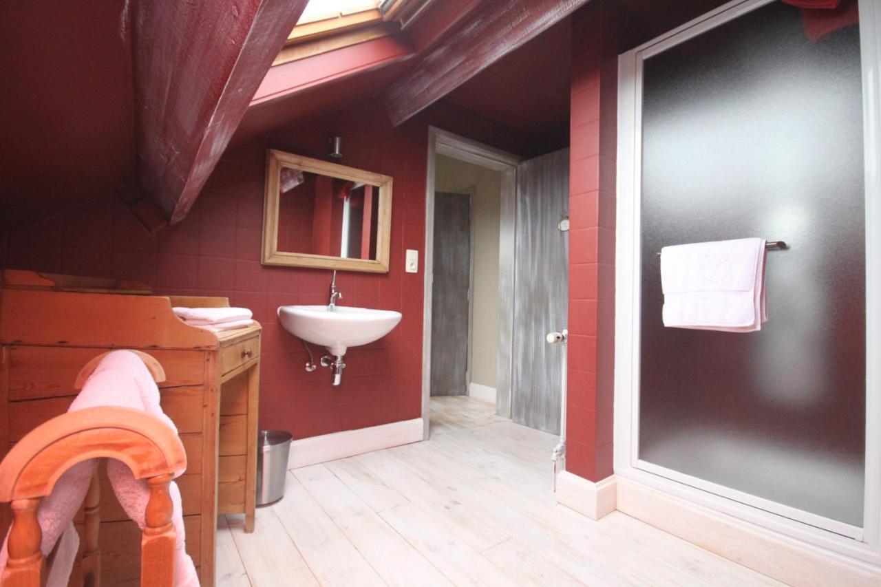 Comme A La Ferme Bed & Breakfast Дюрби Екстериор снимка