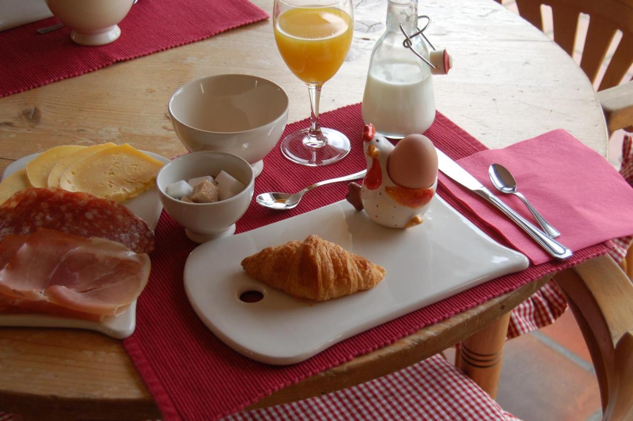 Comme A La Ferme Bed & Breakfast Дюрби Екстериор снимка