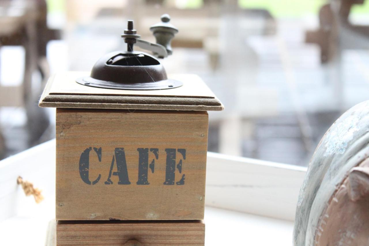 Comme A La Ferme Bed & Breakfast Дюрби Екстериор снимка