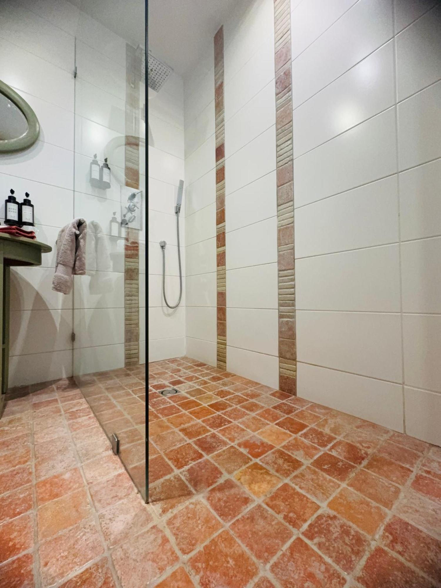 Comme A La Ferme Bed & Breakfast Дюрби Екстериор снимка
