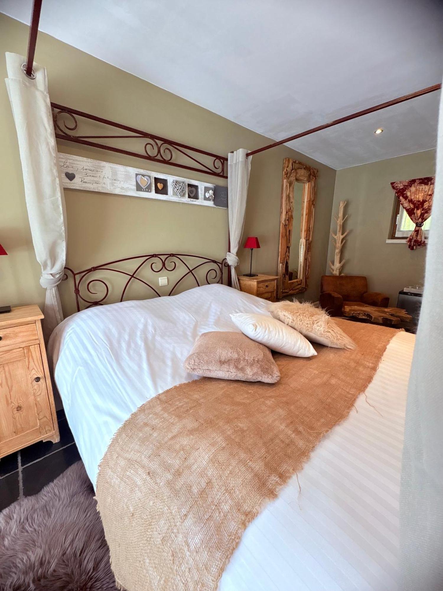 Comme A La Ferme Bed & Breakfast Дюрби Екстериор снимка