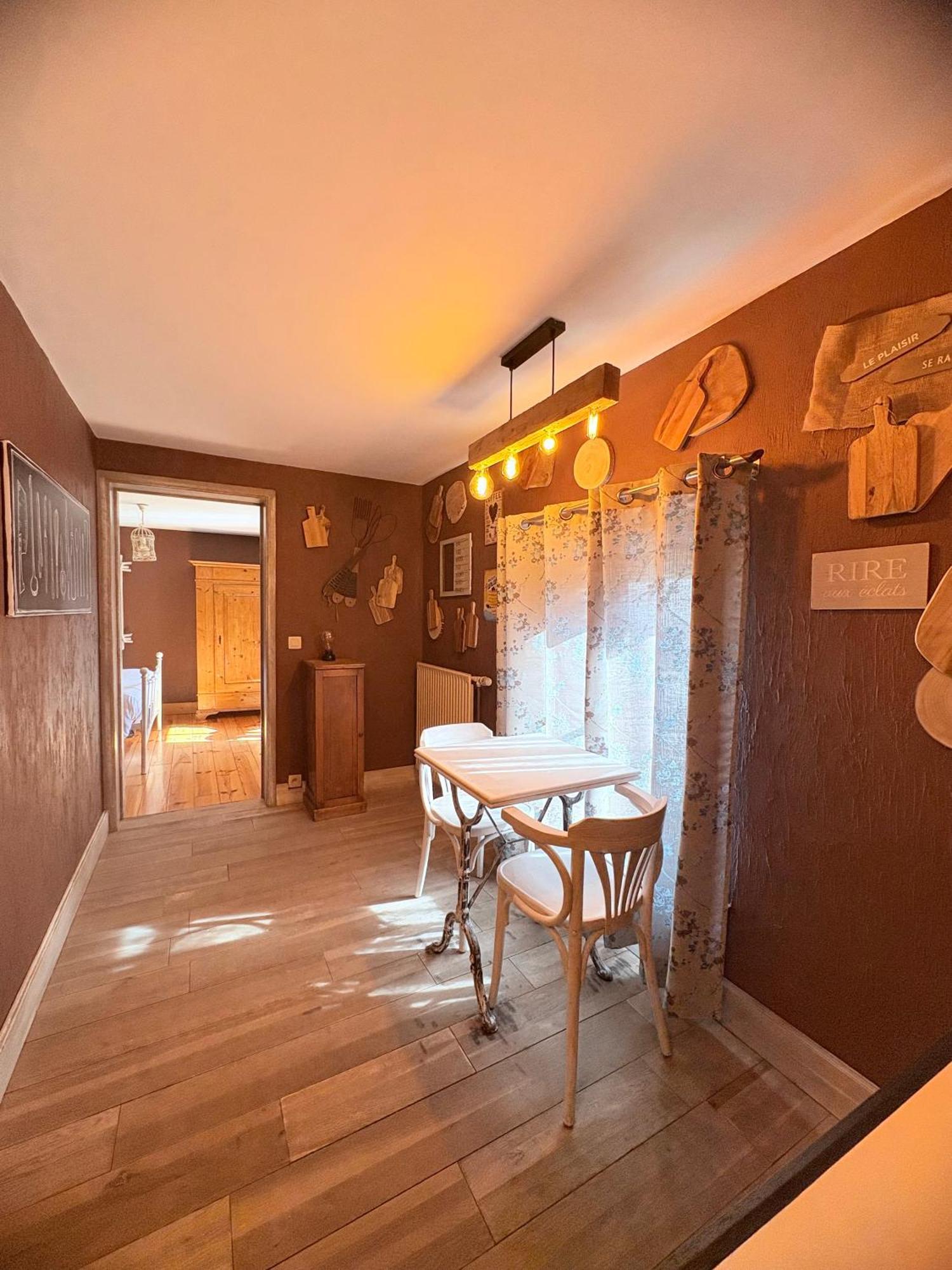 Comme A La Ferme Bed & Breakfast Дюрби Екстериор снимка